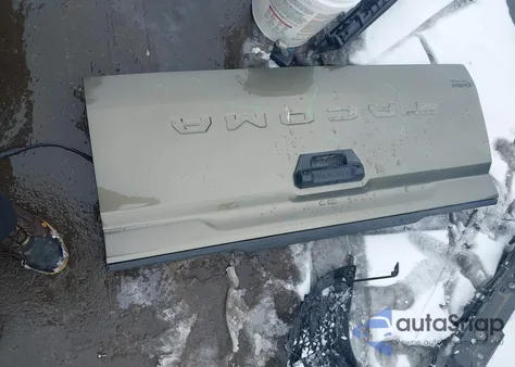 2024 Toyota Tacoma Trd Sport z USA, uszkodzony, nr VIN 3TMKB5FN4RM020605